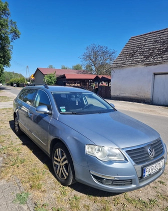 Volkswagen Passat cena 11000 przebieg: 382000, rok produkcji 2009 z Koluszki małe 137